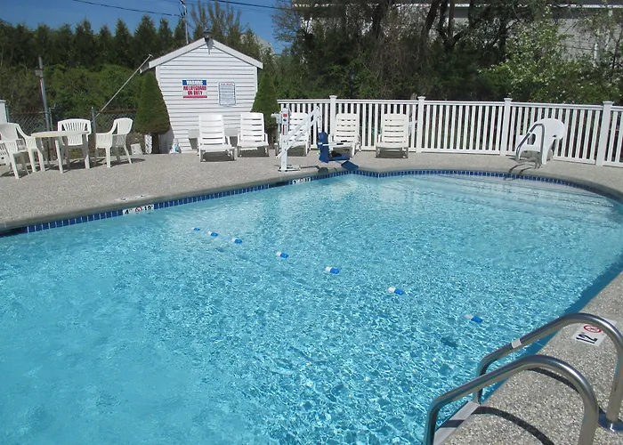 Long Beach Motor Inn